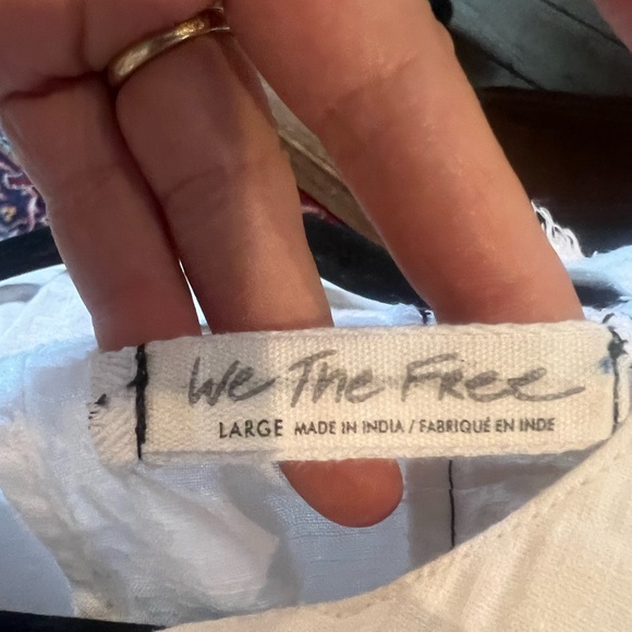 We The Free White Peasant Blouse - Picture 9 of 10